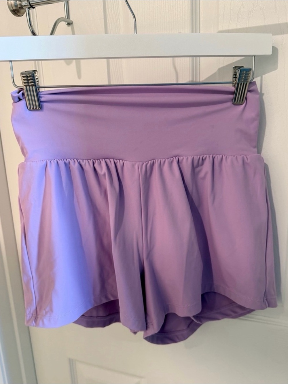 NWOT HALARA Lavender Purple High Waist Skirted Athletic Shorts - Picture 3 of 3